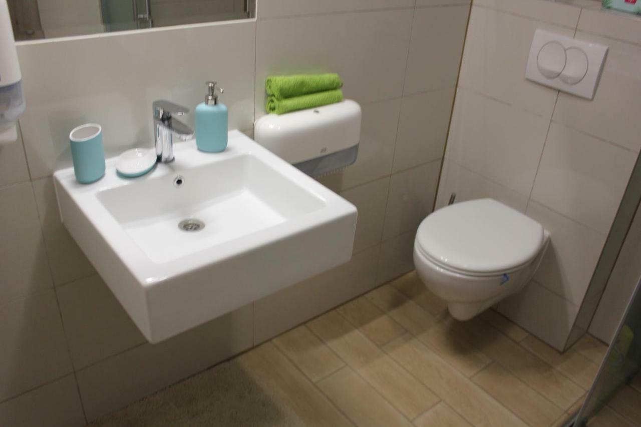 Magnolia Apartman Apartment Siofok Bagian luar foto