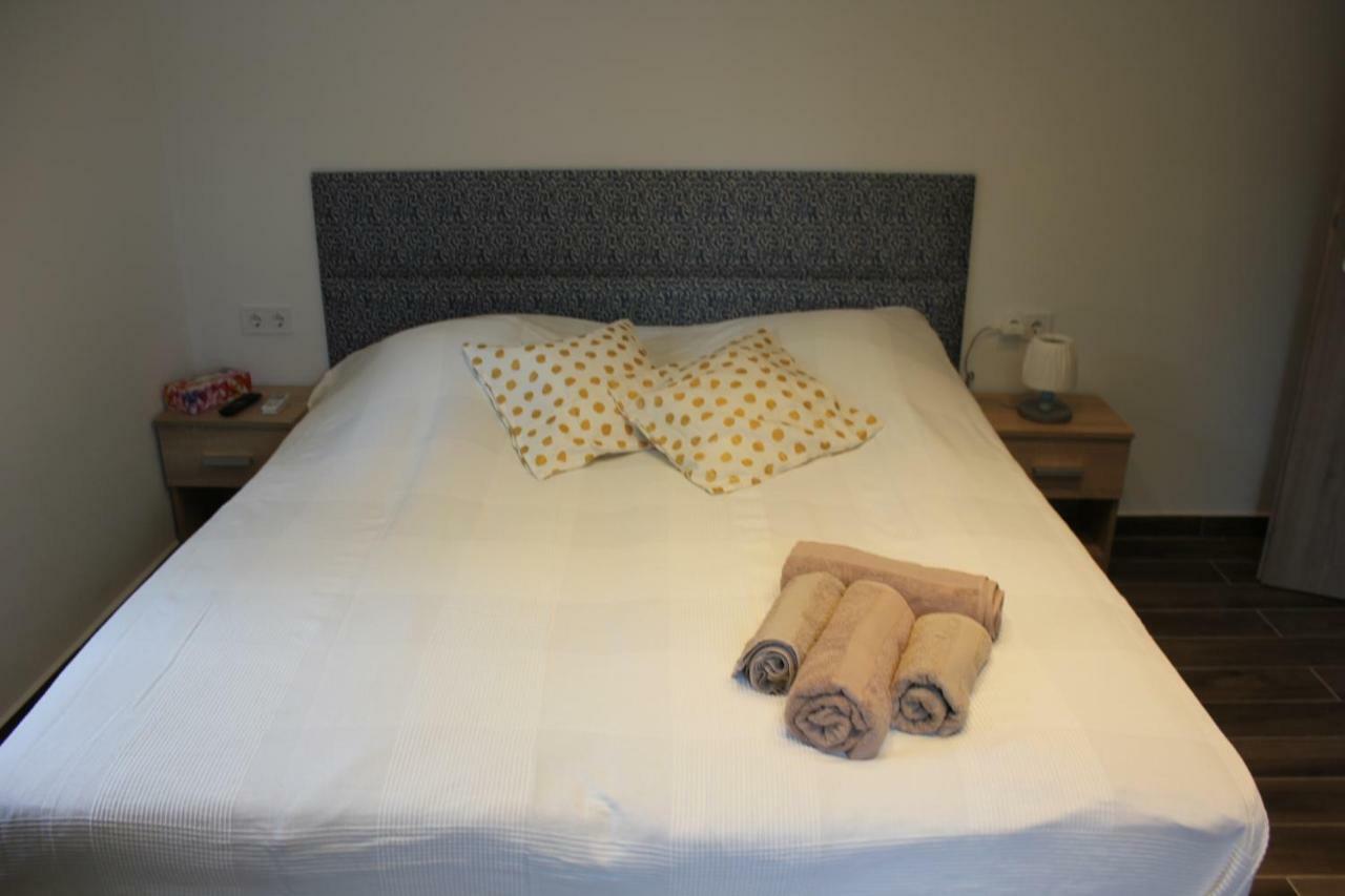 Magnolia Apartman Apartment Siofok Bagian luar foto