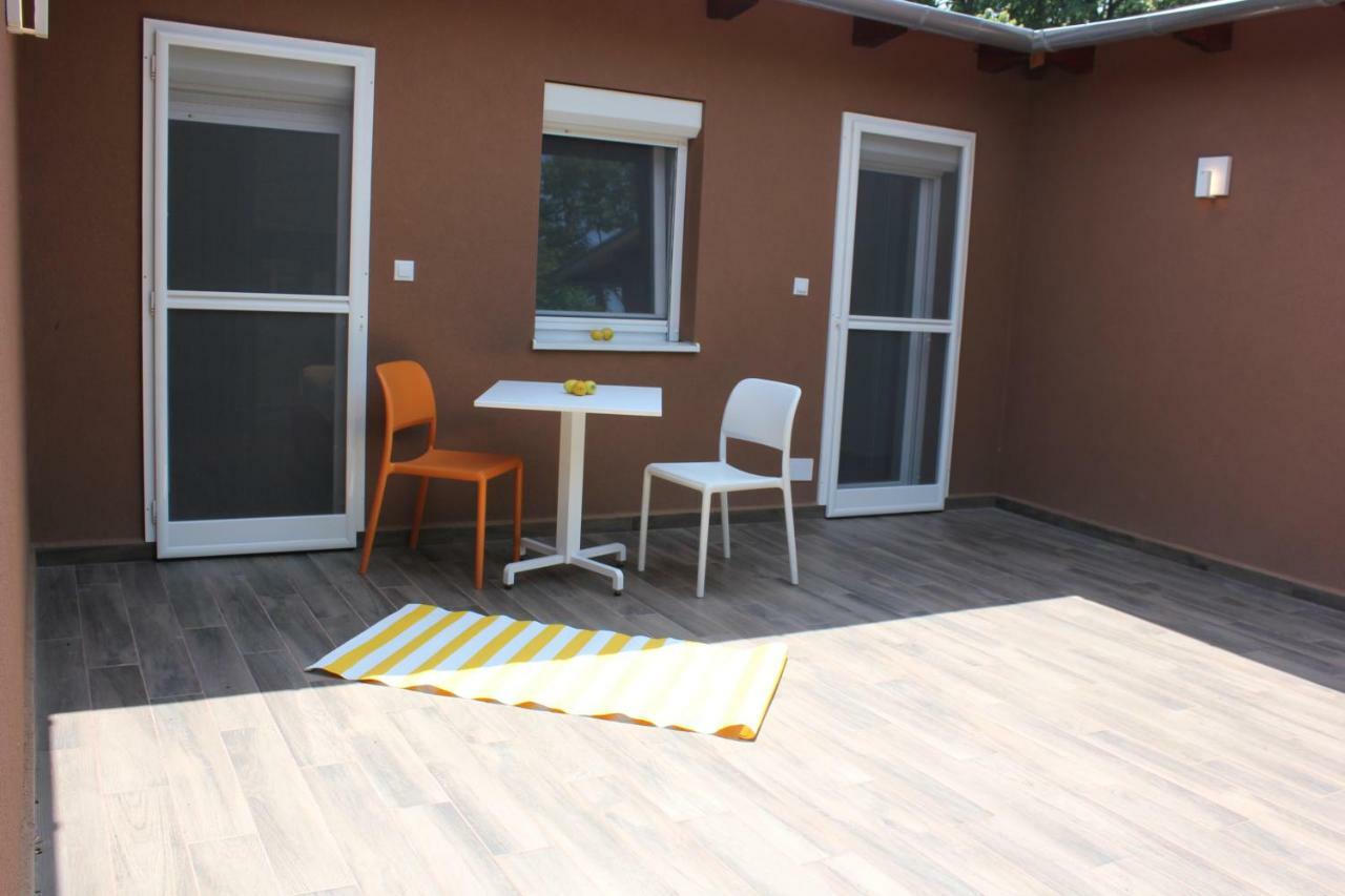 Magnolia Apartman Apartment Siofok Bagian luar foto